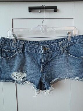 Mossimo Distressed Denim Cutoff Shorts Size 12 Y2K Style